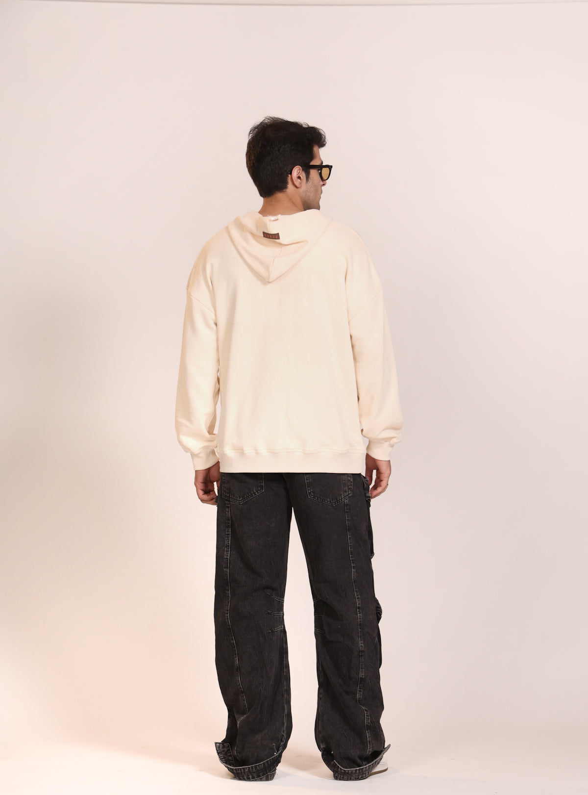 Outstand Zipper Hoodie