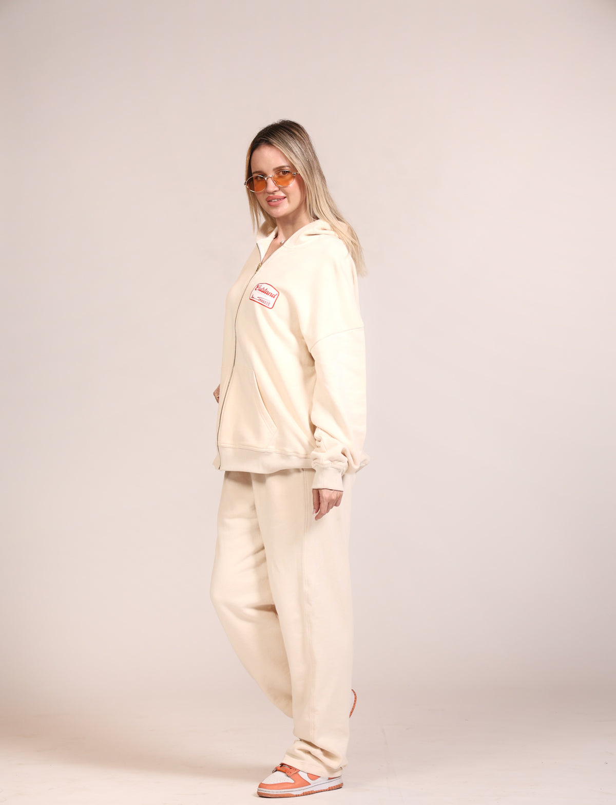 Outstand Sweatpant