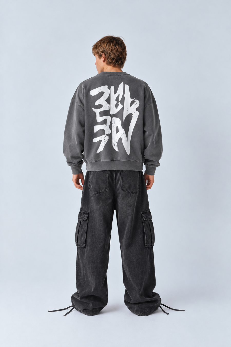 Graphiti Oversized Sweatshirt
