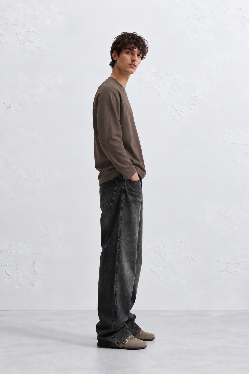 Raglan Sweatshirt - Brown