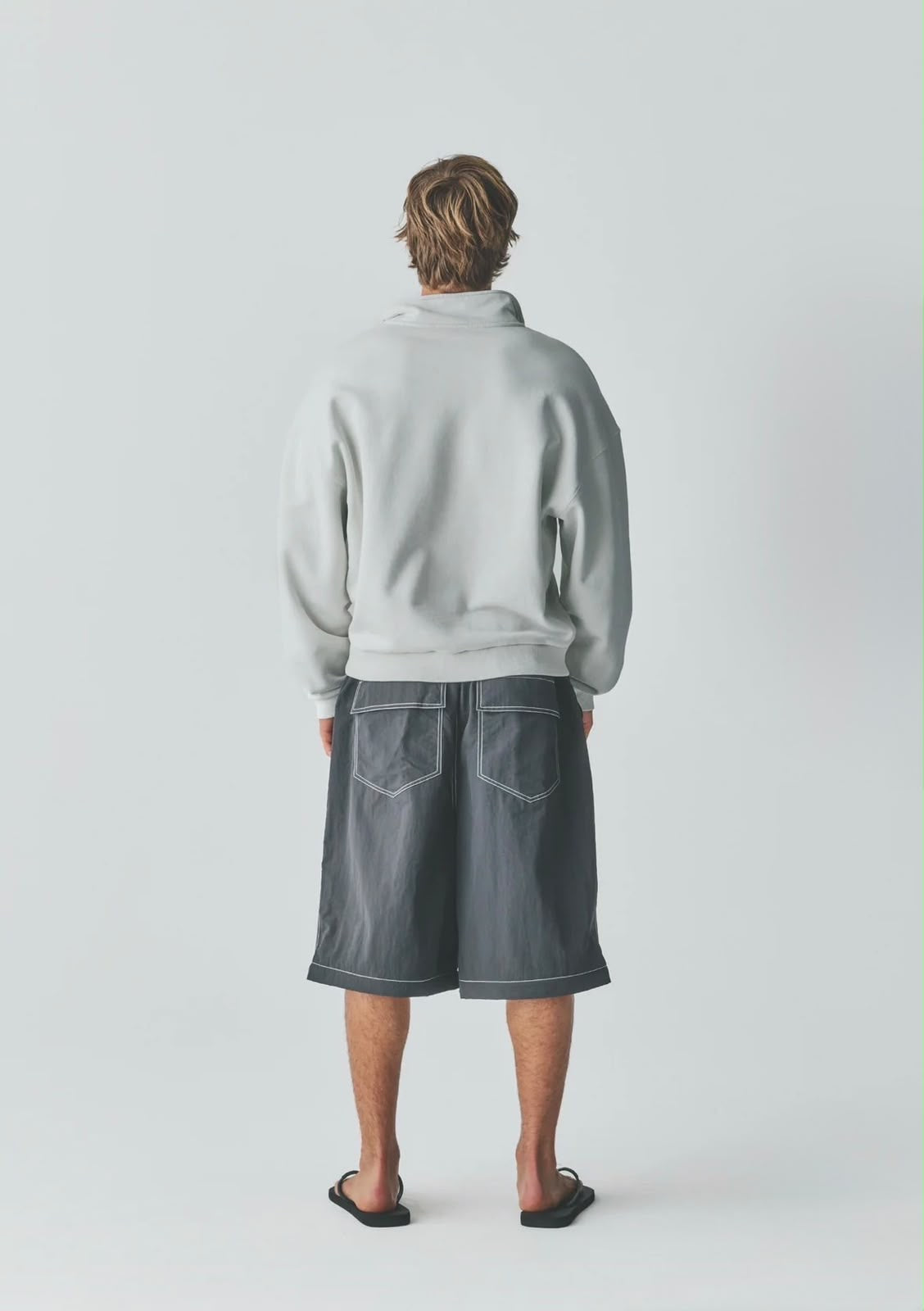 Offwhite Sweatshirt Quarter Zip