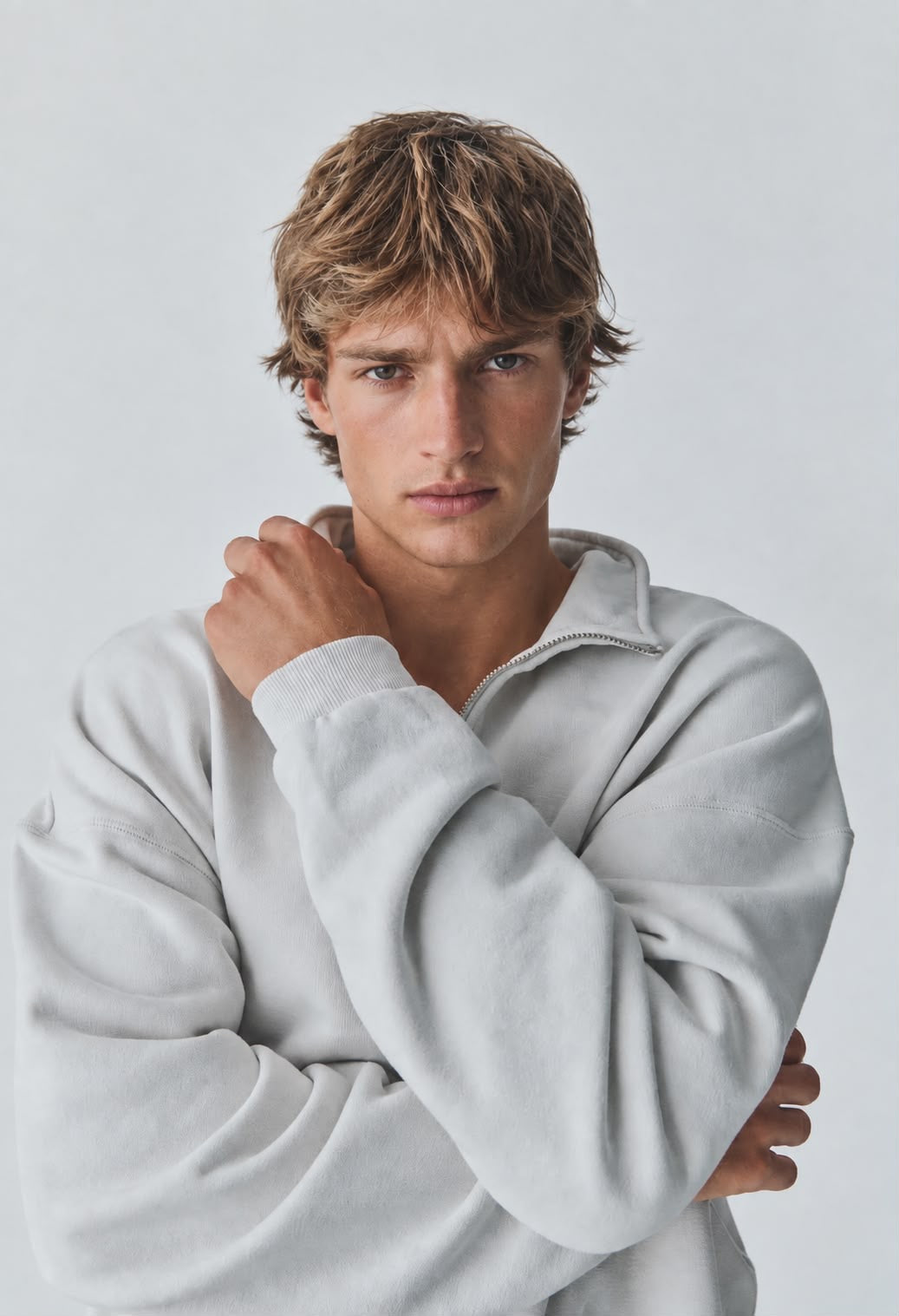 Offwhite Sweatshirt Quarter Zip