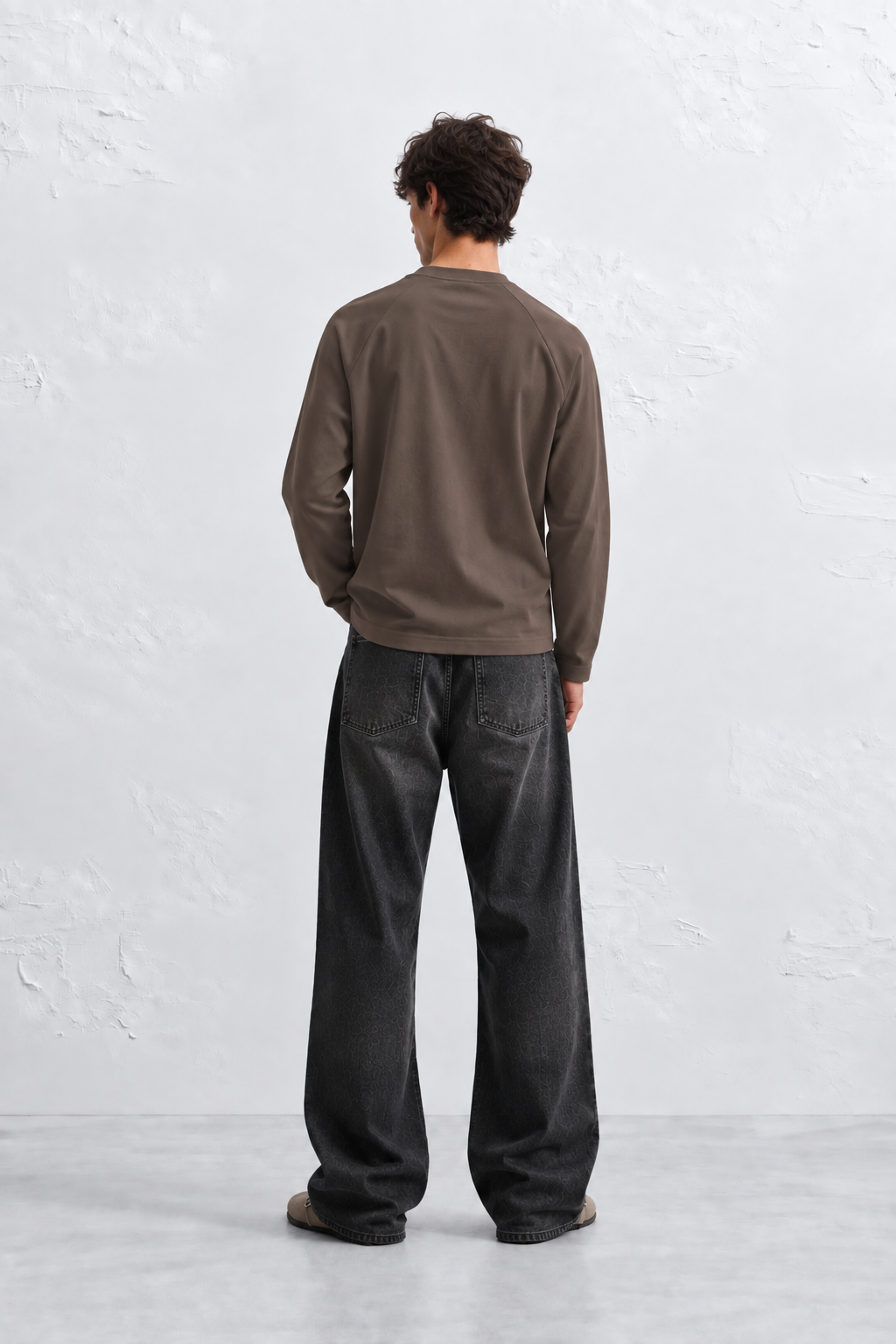 Raglan Sweatshirt - Brown