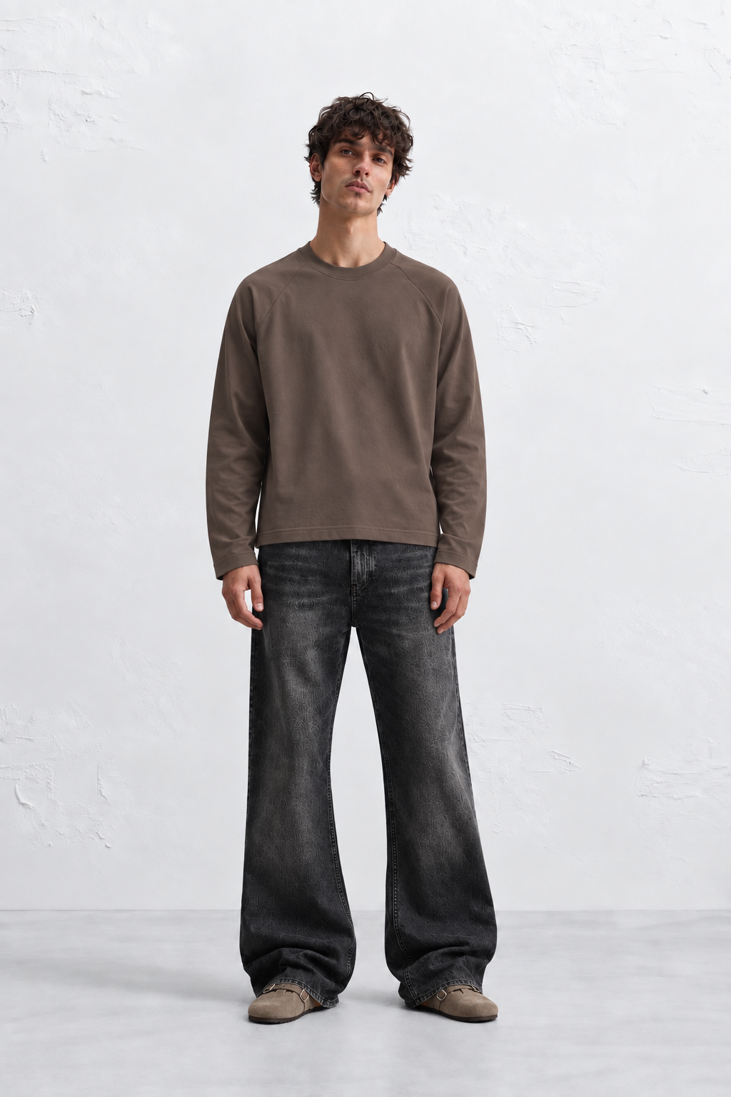 Raglan Sweatshirt - Brown